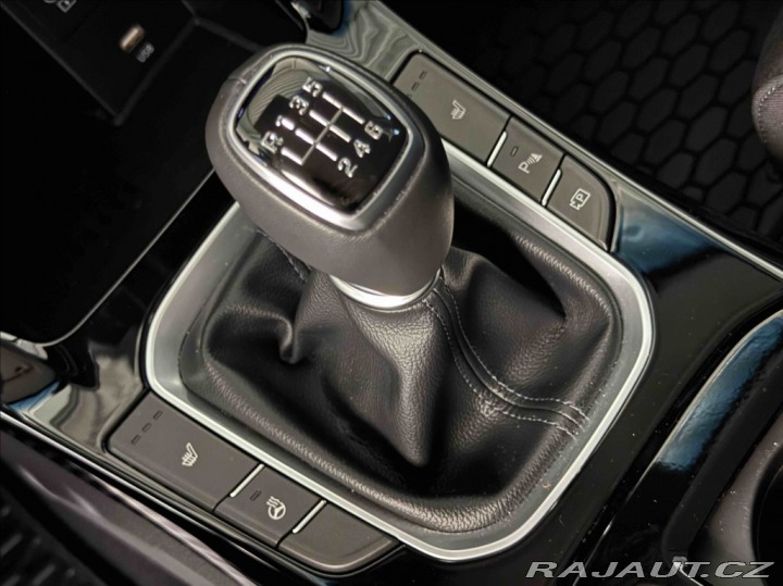 Hyundai i30 1,5 DPi STYLE 2024