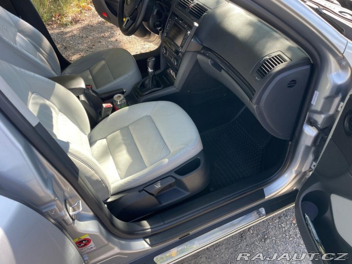 Škoda Octavia 2 LK 1800