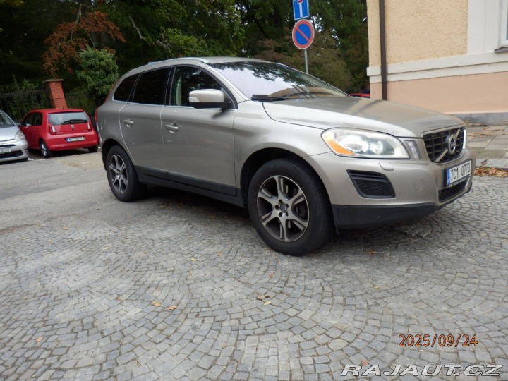 Volvo XC60 2,4   Summum AWD 158kW 20 2012