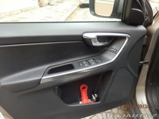 Volvo XC60 2,4   Summum AWD 158kW 20 2012