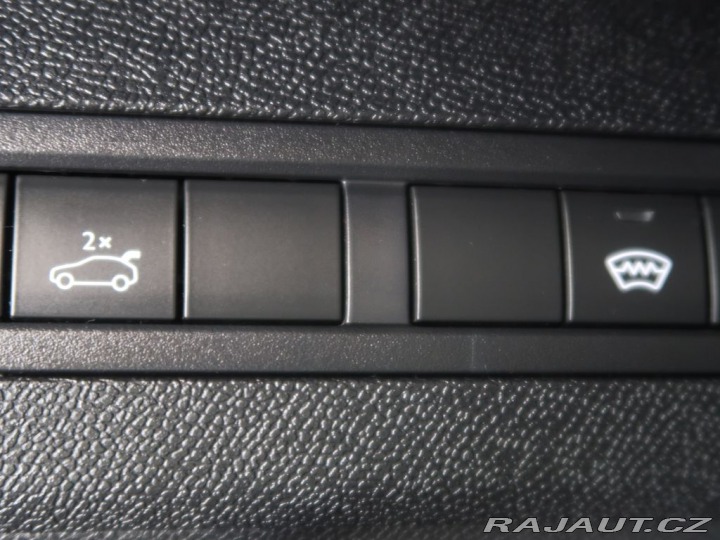 Peugeot 5008 2.0HDI,110kW,CZ,Manuál 2018