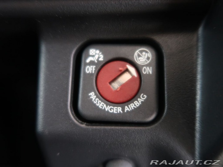 Peugeot 5008 2.0HDI,110kW,CZ,Manuál 2018