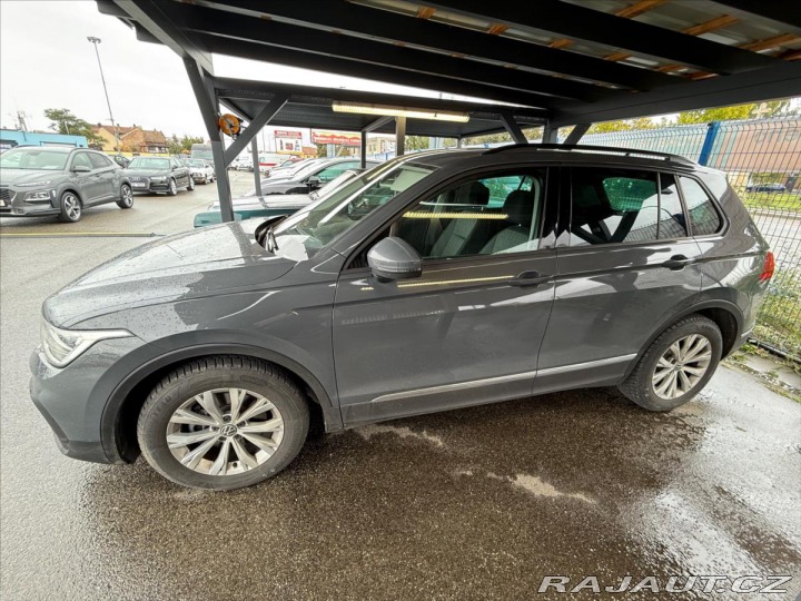 Volkswagen Tiguan 1,5 TSi 110kW DSG Life !! 2021