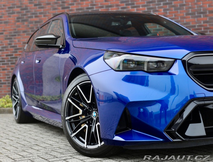 BMW M5 xdrive Touring | Marina 2025