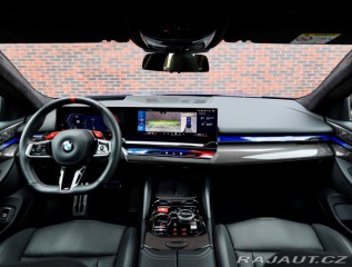 BMW M5 xdrive Touring | Marina 2025