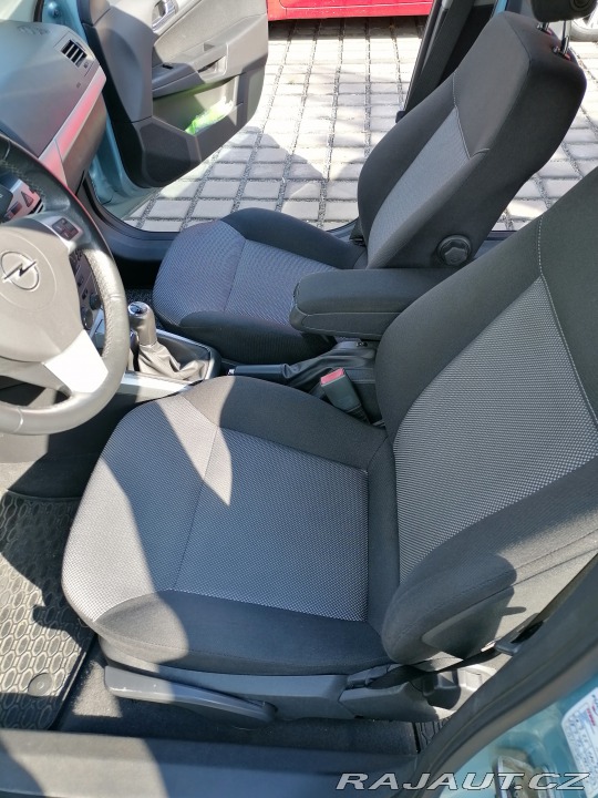 Opel Astra H 2009