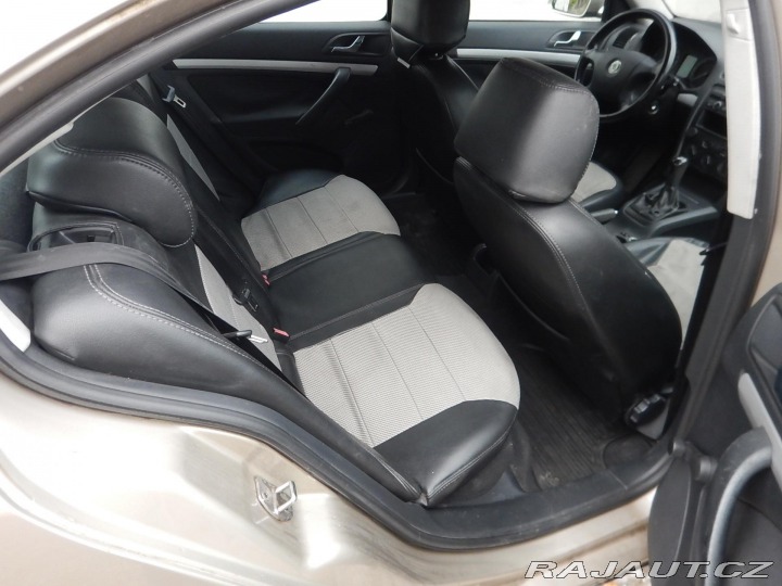 Škoda Octavia II 1.9 TDI, ČR, KLIMA 2004