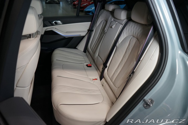 BMW X5 30d*ZÁRUKA*360*TAŽ*NEZ.TO 2025