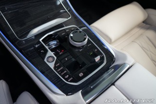 BMW X5 30d*ZÁRUKA*360*TAŽ*NEZ.TO 2025
