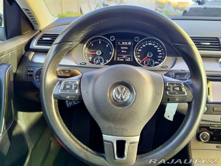Volkswagen Passat 2013