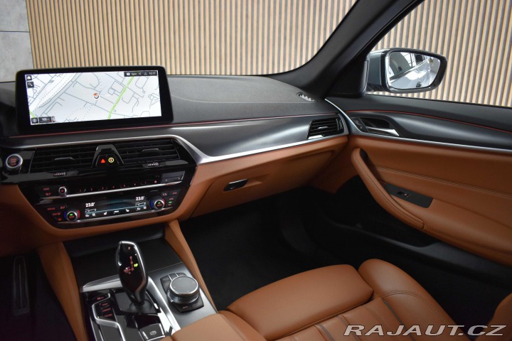 BMW 5 530d xD*REZERVACE* 2022