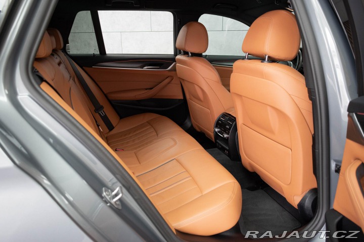 BMW 5 530d xD*REZERVACE* 2022