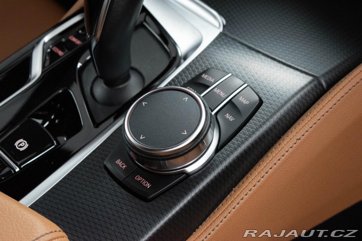 BMW 5 530d xD*REZERVACE* 2022