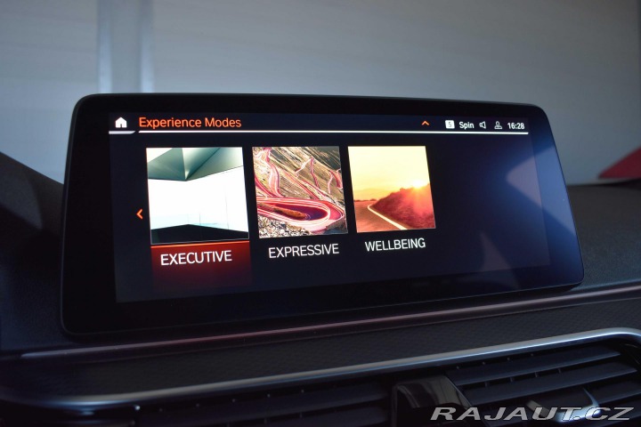 BMW 5 530d xD*REZERVACE* 2022