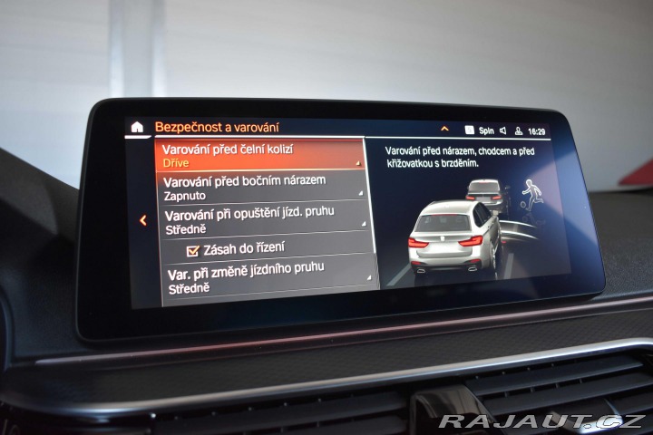 BMW 5 530d xD*REZERVACE* 2022