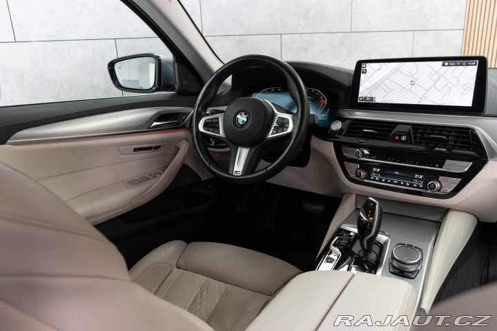 BMW 5 540d xDrive*MASÁŽ*2xKOLA* 2020