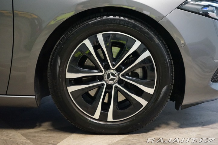 Mercedes-Benz A 200d*360*LED*ZÁRUKA*CZ*TA 2024
