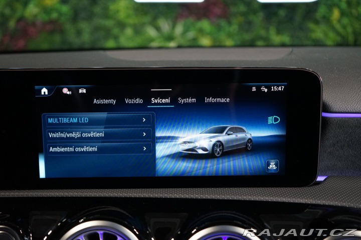 Mercedes-Benz A 200d*AMG*CAMERA*LED*ZÁRUK 2024