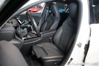 Mercedes-Benz A 200d*AMG*CAMERA*LED*ZÁRUK 2024