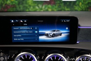 Mercedes-Benz A 200d*AMG*CAMERA*LED*ZÁRUK 2024