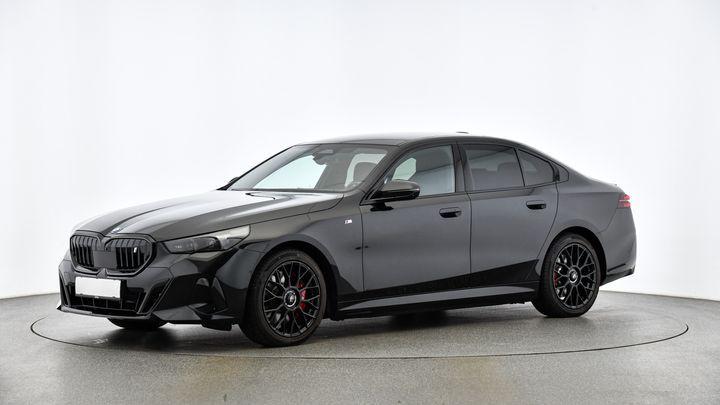 BMW i5 xDrive M40