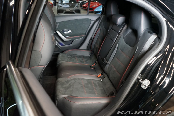 Mercedes-Benz A 200d*AMG*360*LED*ZÁRUKA*C 2024