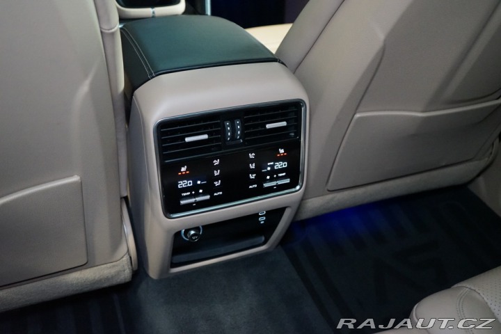 Porsche Cayenne 3.0*BOSE*360*INNO*VZDUCH* 2020