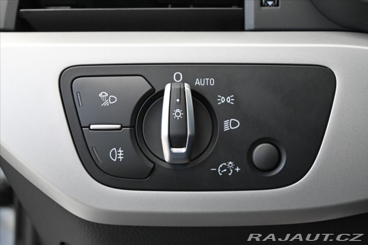 Audi A4 2,0 TDI 120 kW S Tronic Z 2022