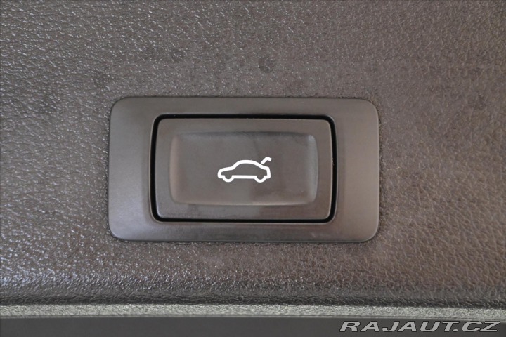 Audi A4 2,0 TDi 120kW S-Tronic ZÁ 2022