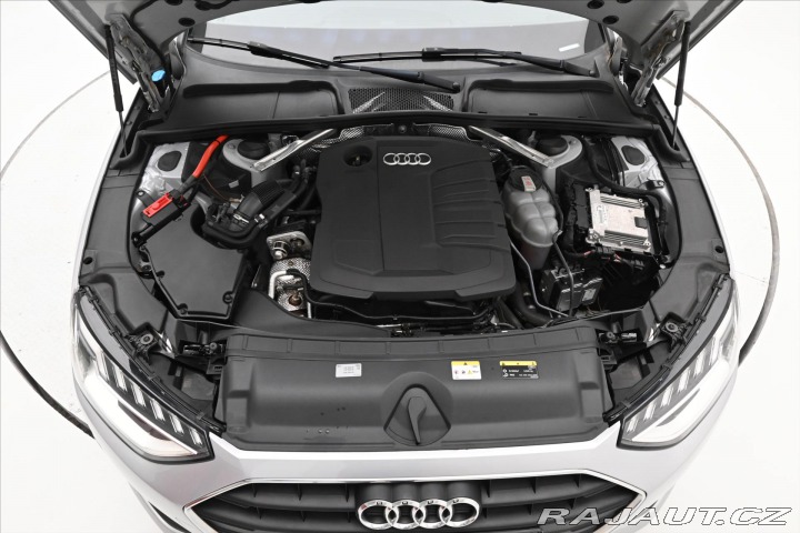 Audi A4 2,0 TDI 120 kW S Tronic Z 2022