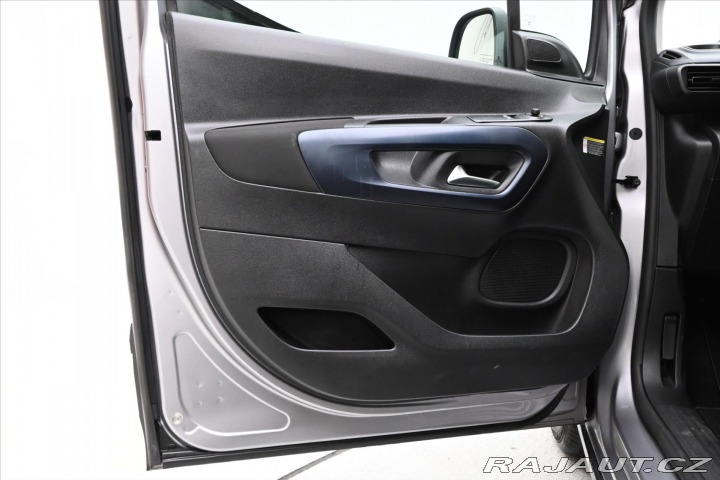 Peugeot Rifter 1,5 BlueHDi 96kW NAVI Zár 2021