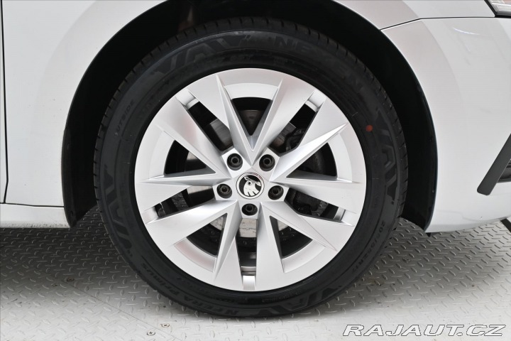 Škoda Octavia 2,0 TDi 110kW DSG STYLE Z 2020