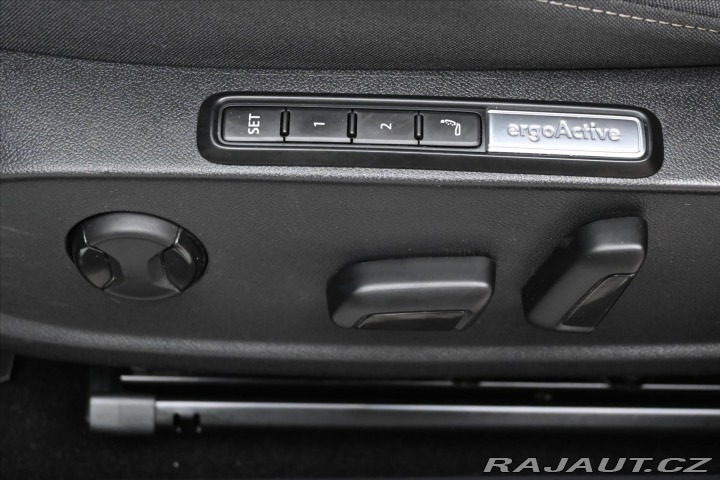 Volkswagen Golf 1,5 TSi 96kW Life Busines 2021