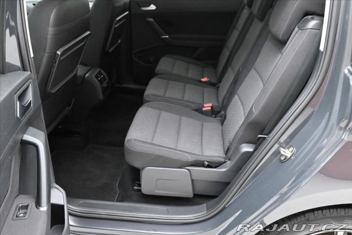 Volkswagen Touran 2,0 TDi 110kW DSG 7míst C 2021