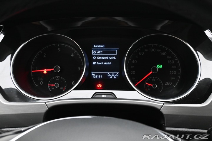Volkswagen Touran 2,0 TDI 110 kW DSG 7míst 2021