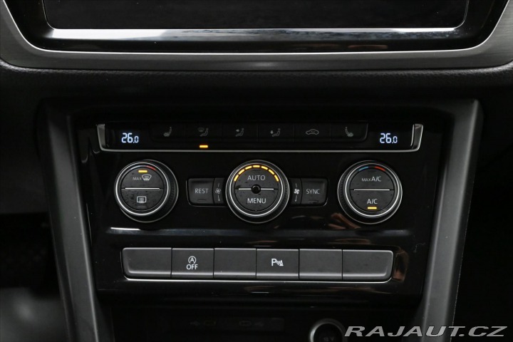 Volkswagen Touran 2,0 TDI 110 kW DSG 7míst 2021