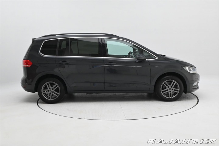 Volkswagen Touran 2,0 TDI 110 kW DSG 7míst 2021