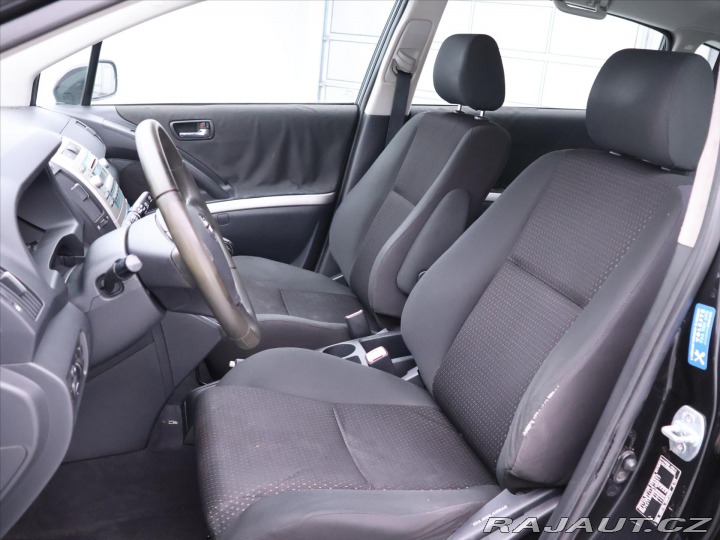 Toyota Corolla Verso 2,2 D-4D 100kW Aut.klima 2007