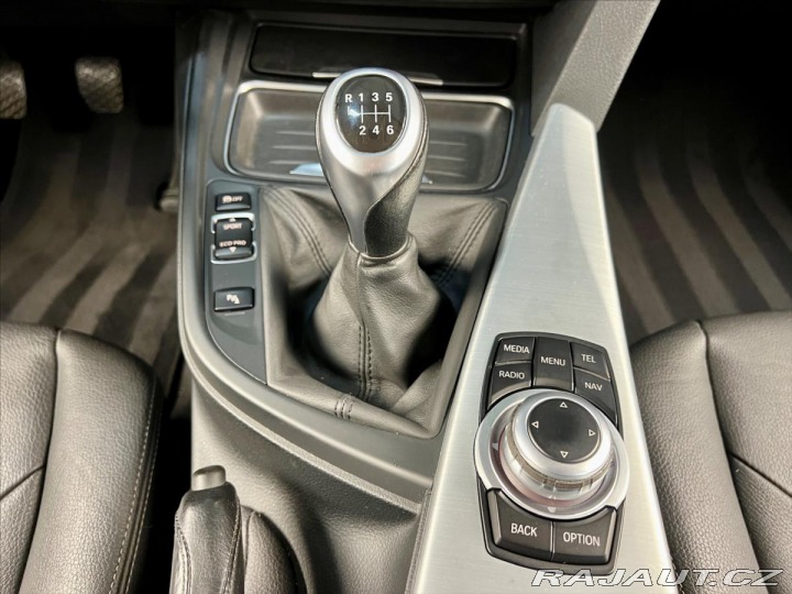 BMW 3 320d MODERN LINE, BI-XENO 2014