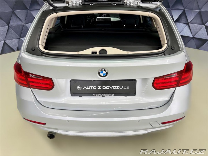 BMW 3 320d MODERN LINE, BI-XENO 2014