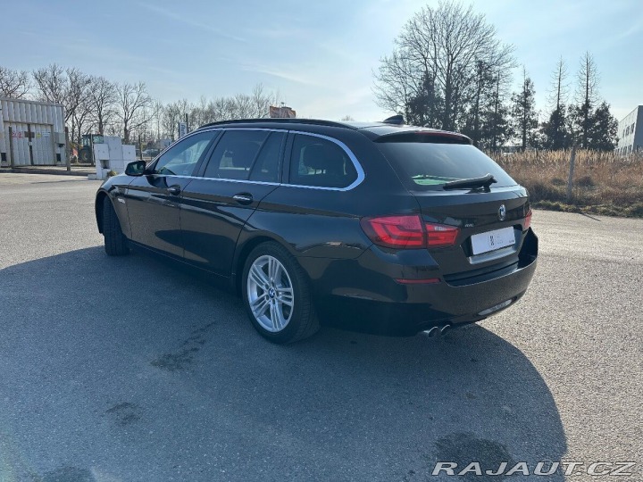 BMW 5 3,0 530xd F11 2012
