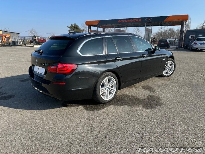BMW 5 3,0 530xd F11 2012