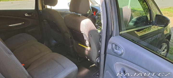 Ford Galaxy 2,0 103 kw DPF Power Sh 2013
