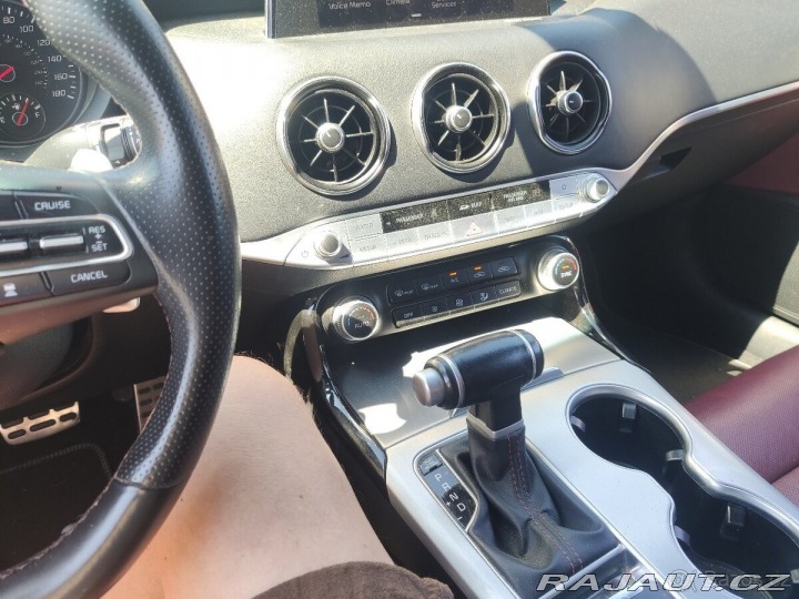 Kia Ostatní modely Stinger 3,3 GT V6 l T-GDi 272KW 2020