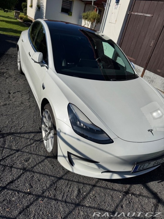 Tesla Model 3 Long Range 462ps dual mot 1800