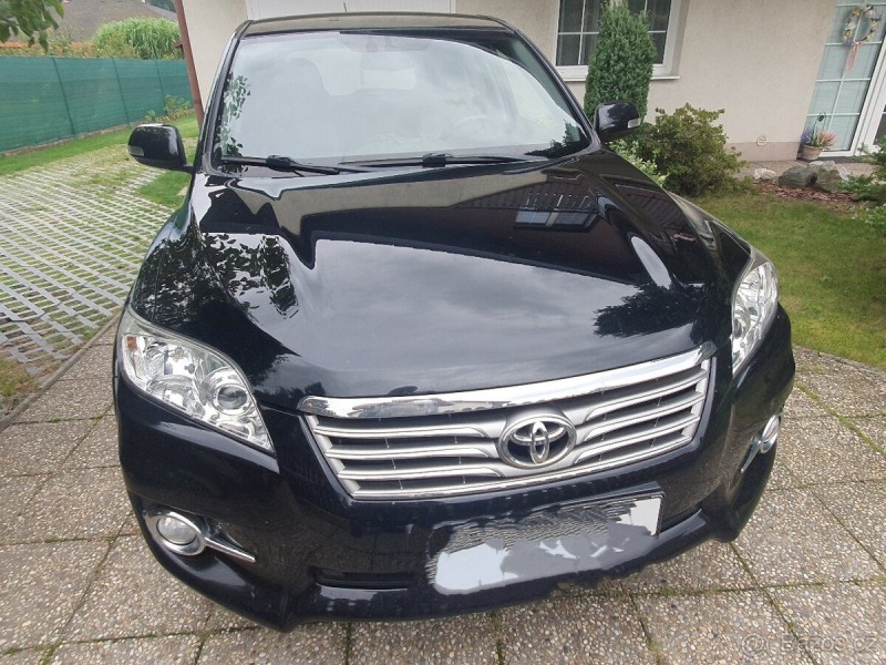 Toyota RAV4 2,2   2011, 4x4