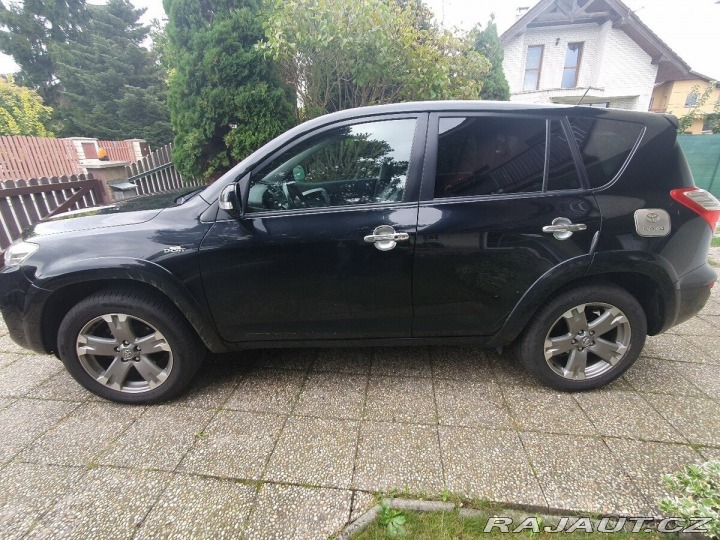 Toyota RAV4 2,2 2011, 4x4 2011