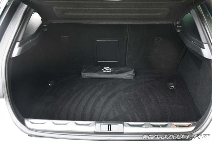 Citroën DS5 2.0HDI PANO HUD 2012