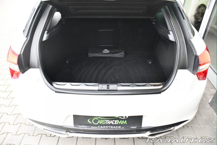 Citroën DS5 2.0HDI PANO HUD 2012