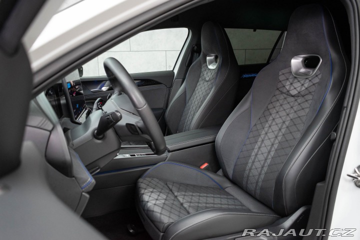 Volkswagen Passat 2.0 TDI*REZERVACE* 2024